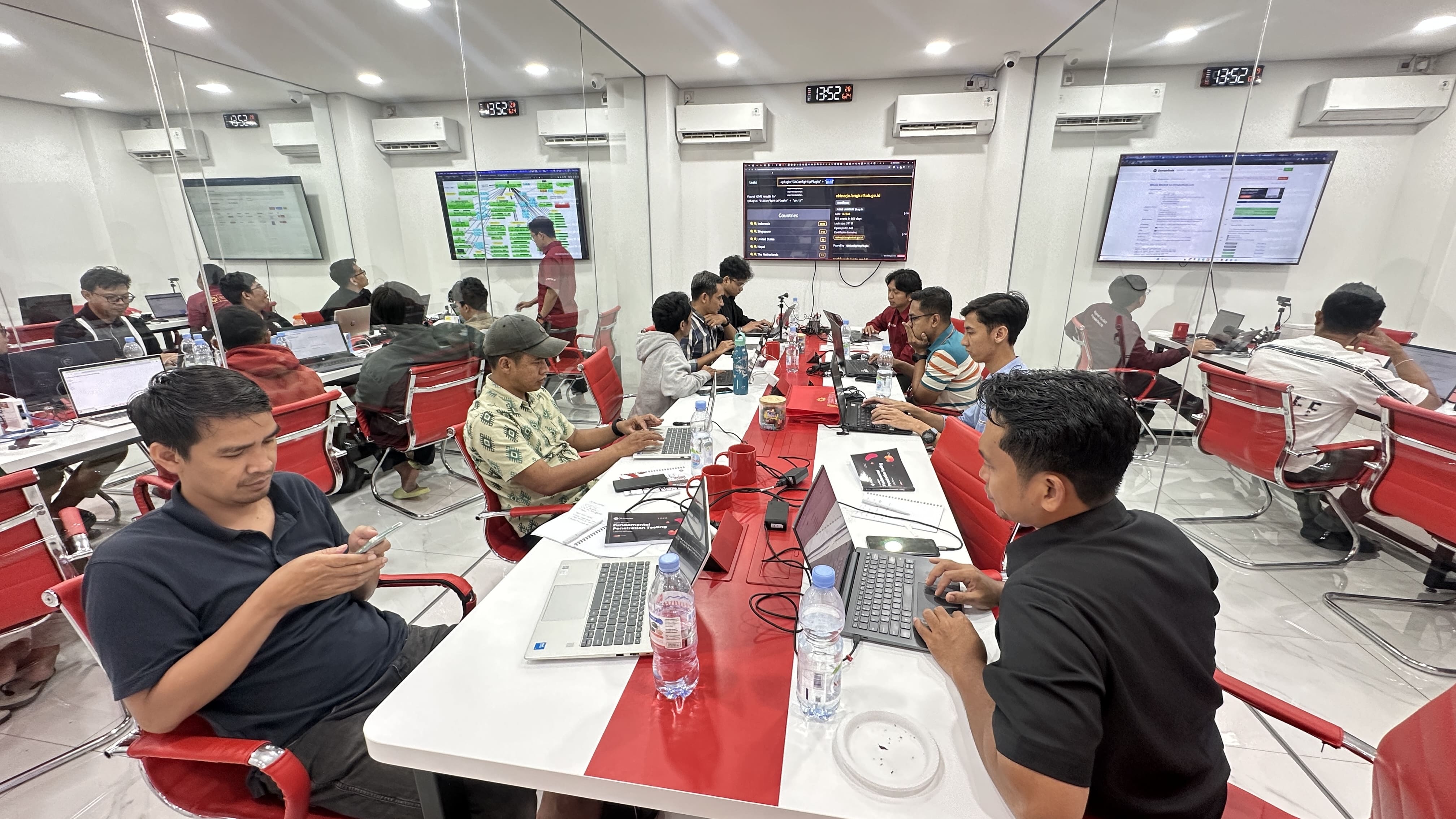 Perkuat Ketahanan Digital, Tim DSITD Tingkatkan Kompetensi melalui Pelatihan Basic Pentest